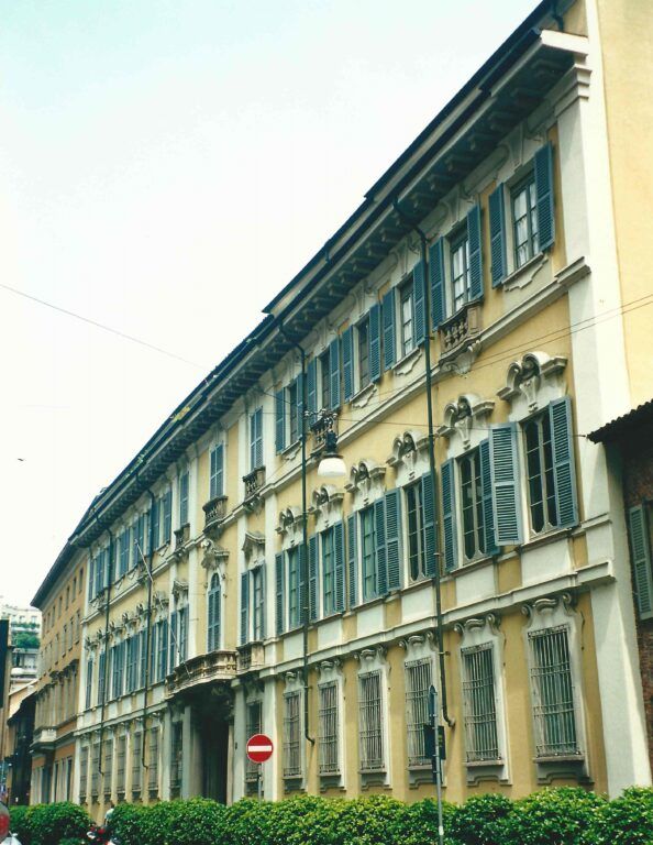 2000 Palazzo Bolagnos Viani Visconti di Modrone a Milano